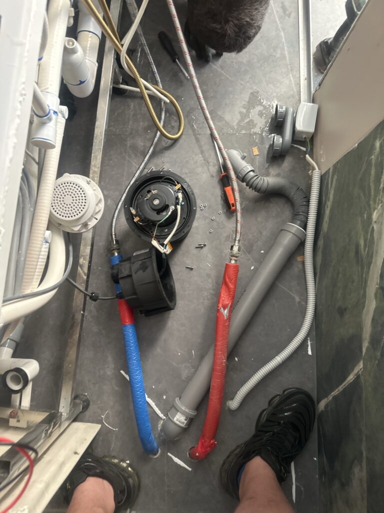 Serwis wanny z hydromasażem Warszawa, Jacuzzi, Obsługa, Serwis, Dzwoń 570 933 114 jesteśmy tutaj szybko i konkretnie.