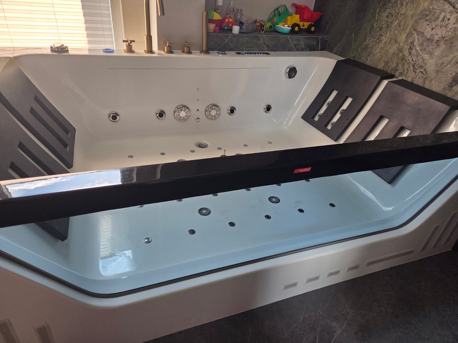 Montaż i Naprawa Jacuzzi Warszawa