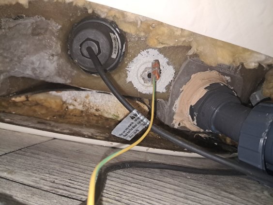 Naprawa kapsuły float tank, serwisujemy elektrykę, zamów naszego serwisanta z dojazdem do SPA w całej Polsce.