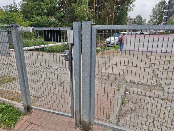 Zawiasy Spawanie Brama, Dorobimy zawiasy do bramy w Warszawie z dojazdem do klienta. Mobilny Spawacz Warszawa.