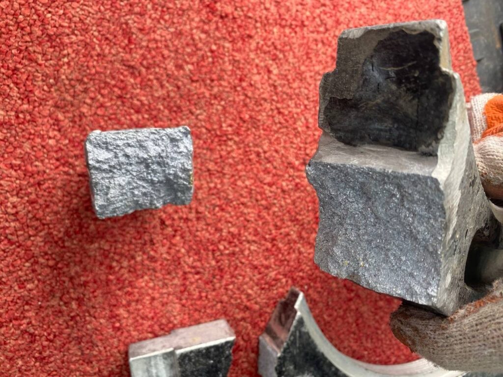 Nowe zlecenie spawania Aluminium, Tutaj widać na poniższych zdjęciach że mieliśmy elementy aluminium nie trudna praca wzięliśmy za takie spanie 400 zł bardzo prosta robota.