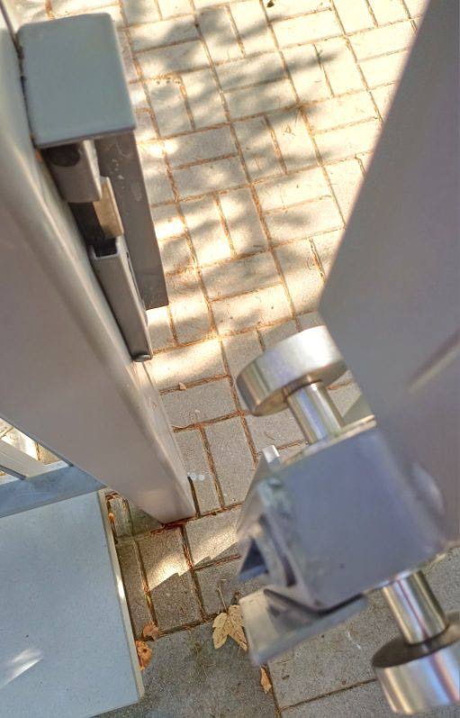 Spawanie i naprawa siłowników do bram, elektryk, spawacz oraz ślusarz do bram, zamów naszę firmę w 100% działamy.