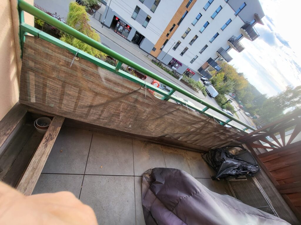 Naprawa balustrady na balkonie, zamów naszego spawacz z dojazdem, jesteśmy gotowi działać z tobą jako firma techniczna.