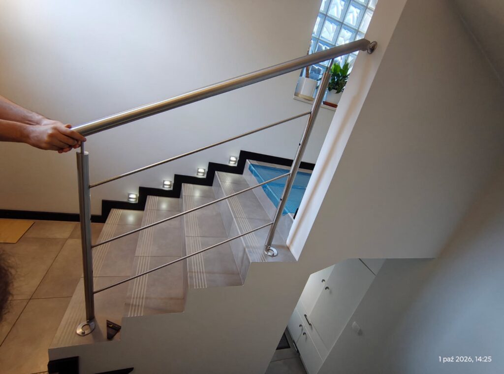 Konstancin Jeziorna renowacja balustrady w domu