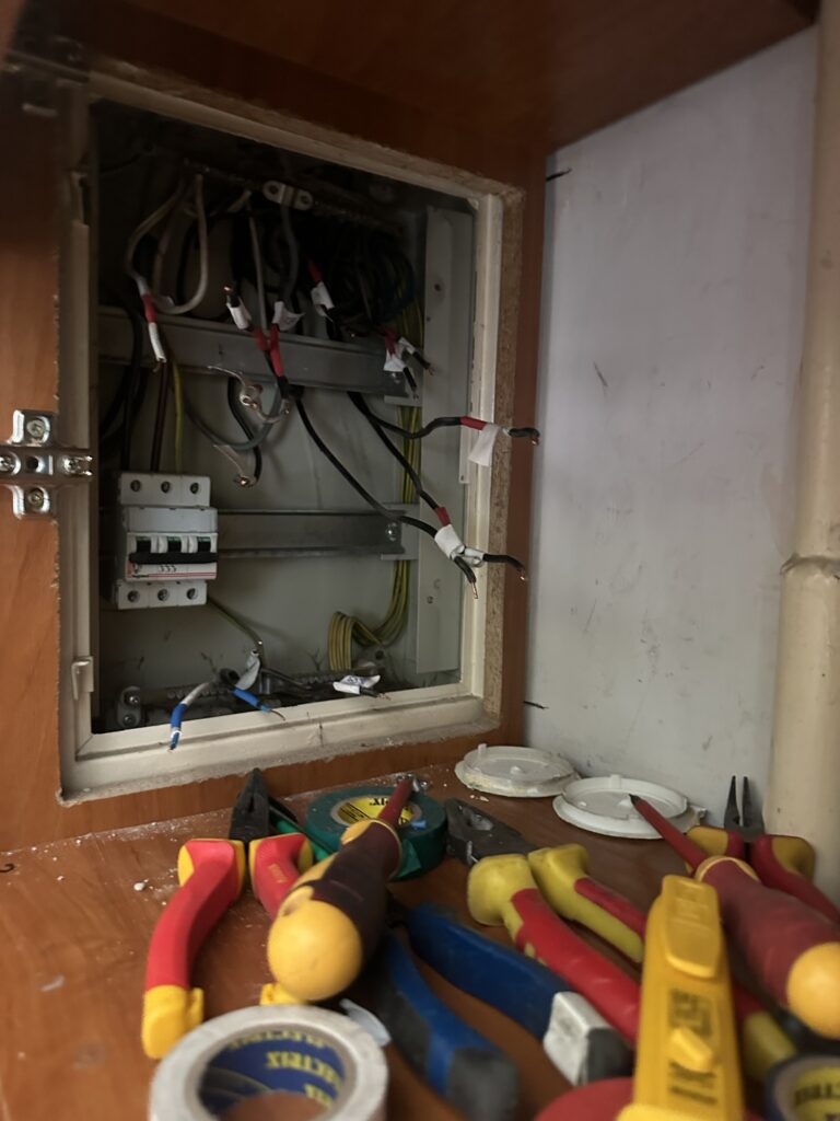 Naprawa elektryki w domu